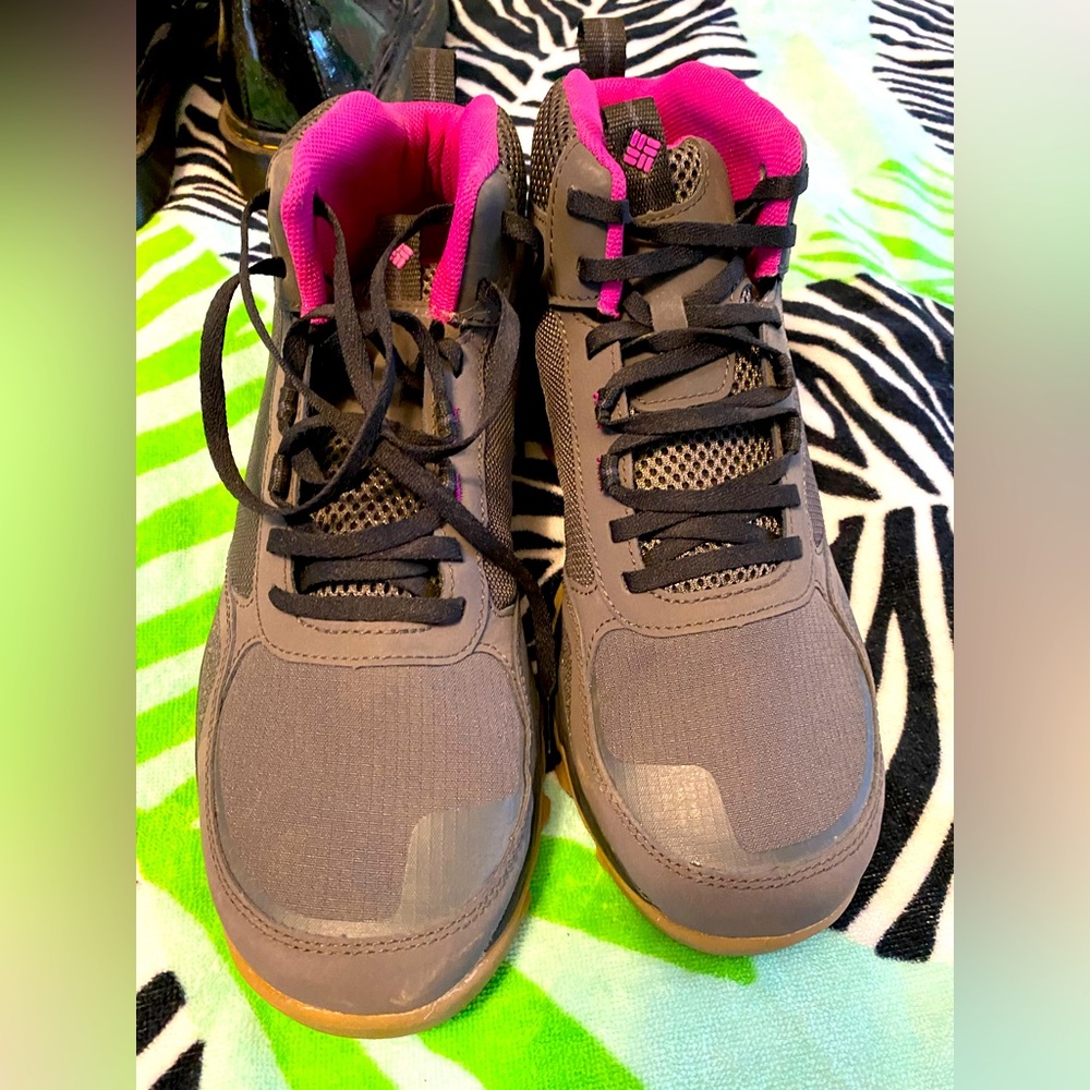 New boots size 11